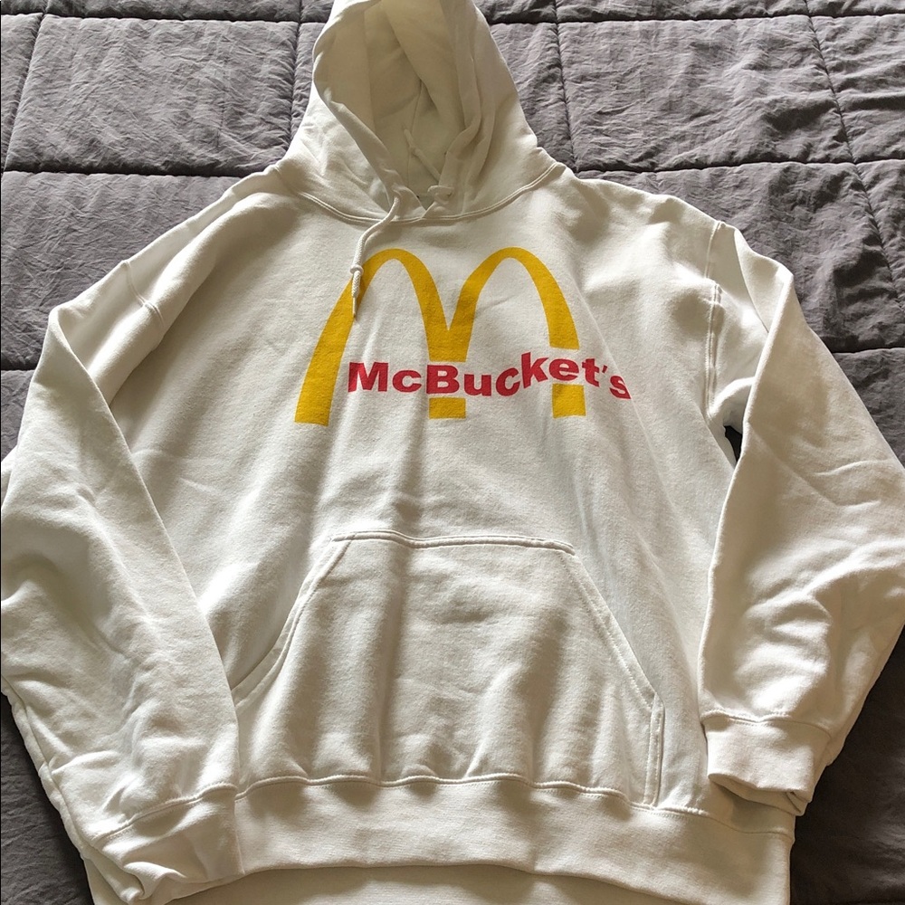 White Graphic Hoodie Sweatshirt Mcbuckets